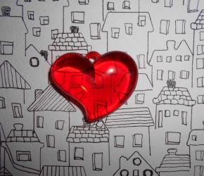 Heart-giving-comics-by-Kateryna-Aksonova-Kate-AKS